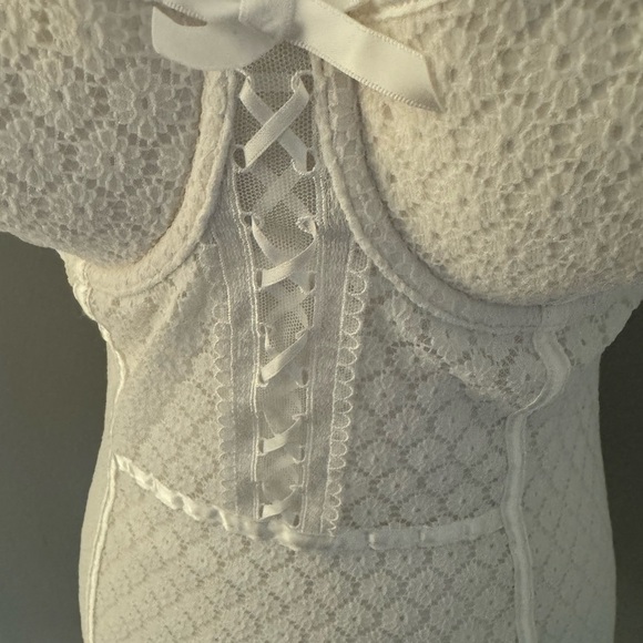 Victoria’s Secret I DO Wedding collection White Bustier. 36C. NWOT - Picture 4 of 13